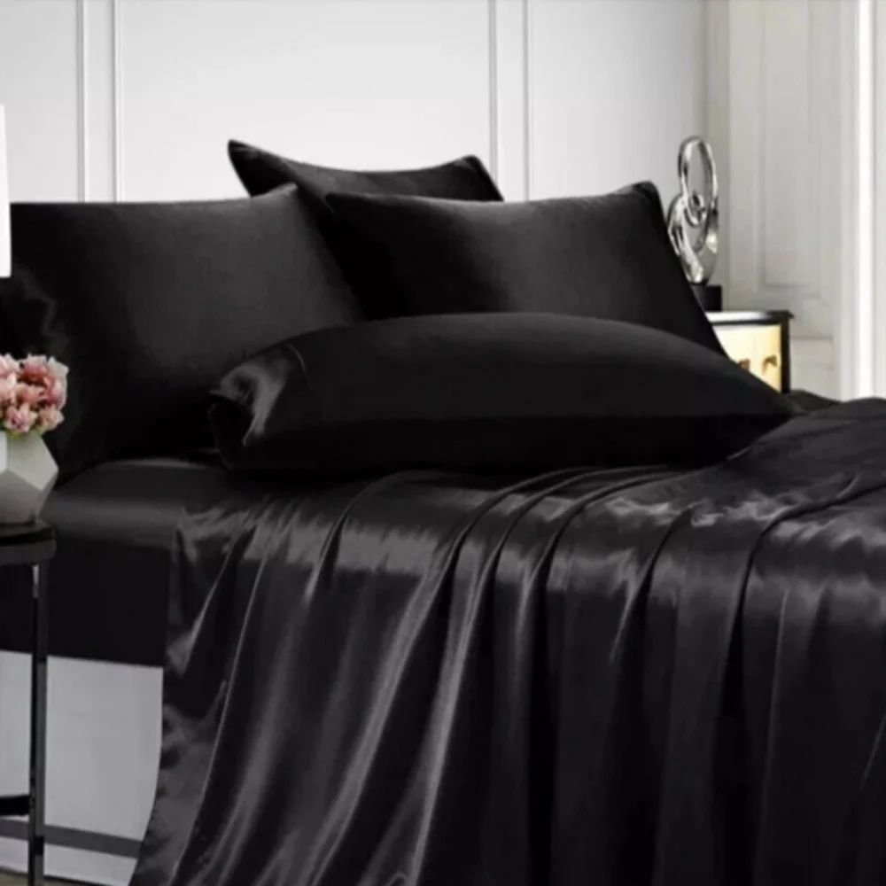 KARL LAGERFELD Queen 4 Piece Satin Sheet Set Black